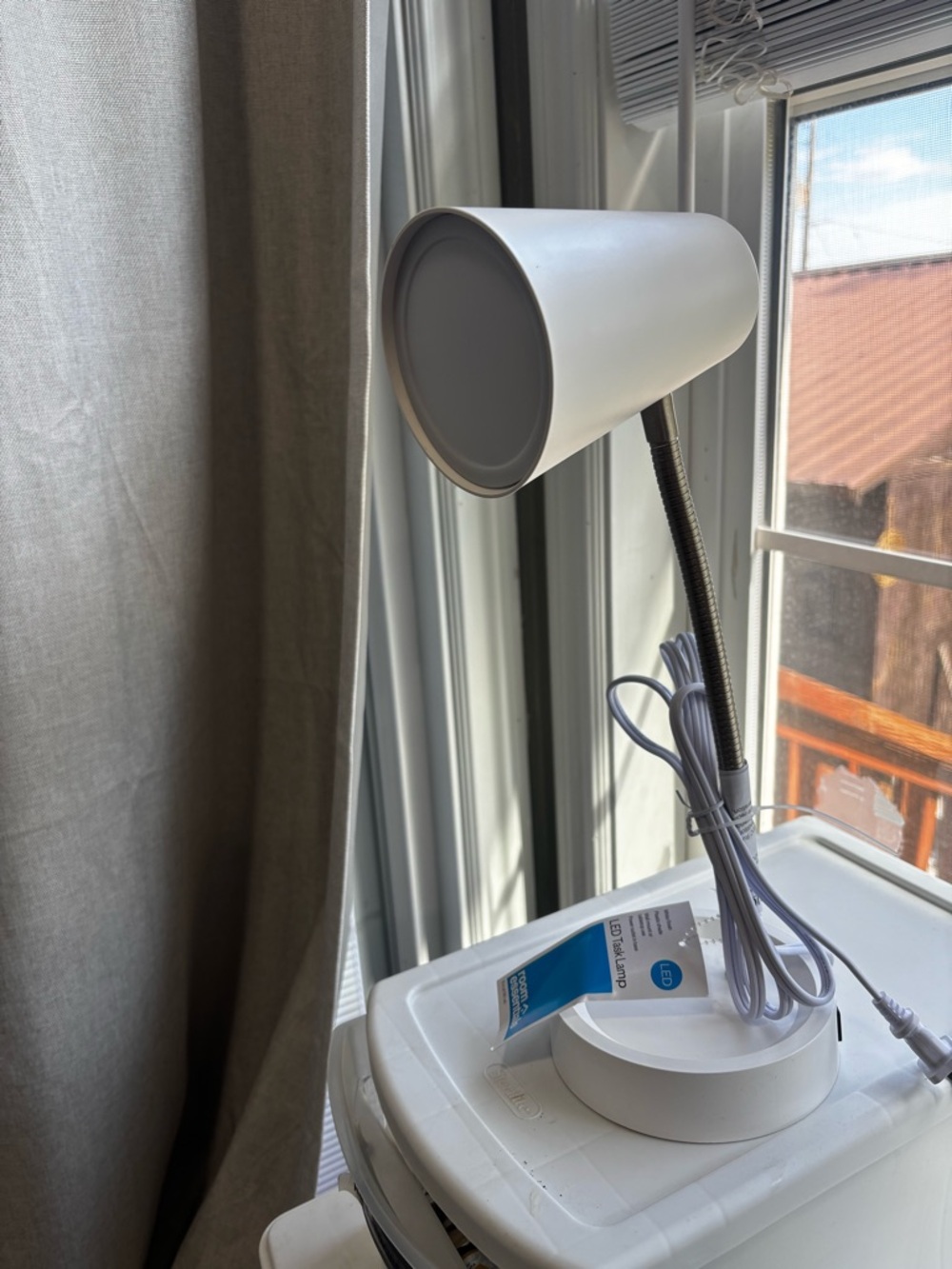 Room Essentials LED Task Lamp - White and Silver